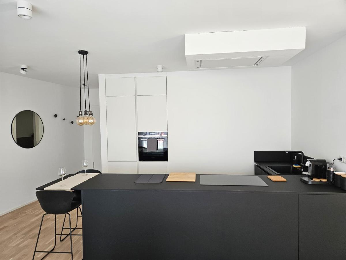 New Spacious Two Bedroom Center With Parking, Near Public Transport Люксембург Экстерьер фото